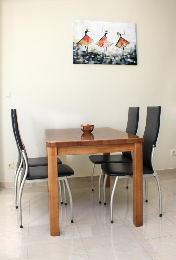 Apartment Mel Split Bagian luar foto